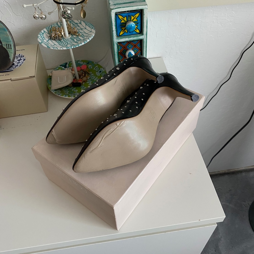 NWT - Jimmy Choo - Studded Pump - Picture 3 of 5